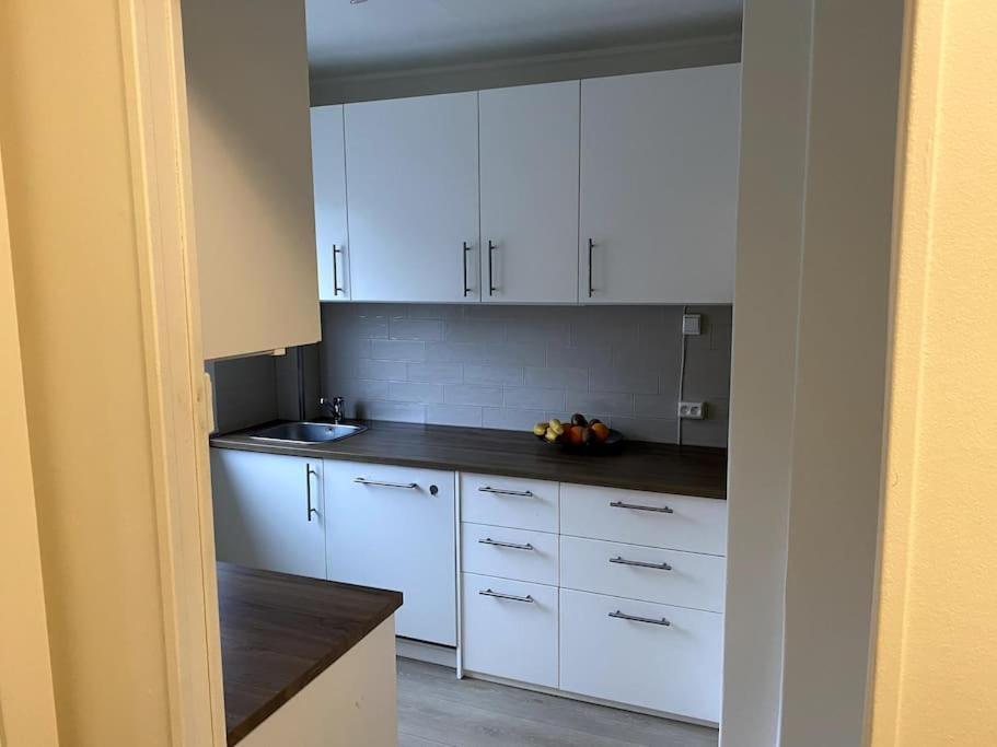 Lovely 2 Bedroom Apartmen With Free Parking Bergen Kültér fotó
