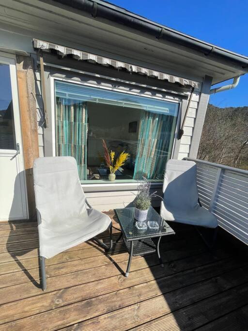 Lovely 2 Bedroom Apartmen With Free Parking Bergen Kültér fotó